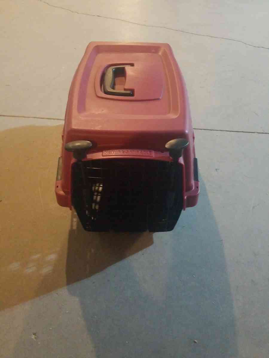 Crate for small sized pets - Middletown, Ohio