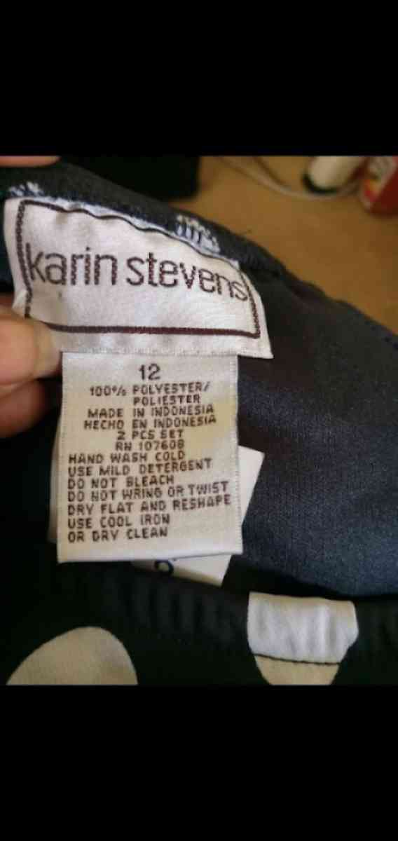 womens polka dot Skirt and Top - Lithonia, Georgia - FleaMarketBay