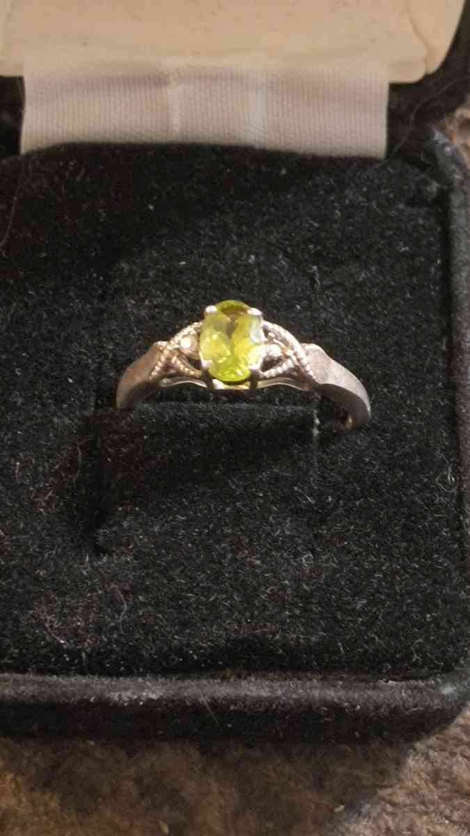 925 CNA Ring - Greenville, Illinois - FleaMarketBay