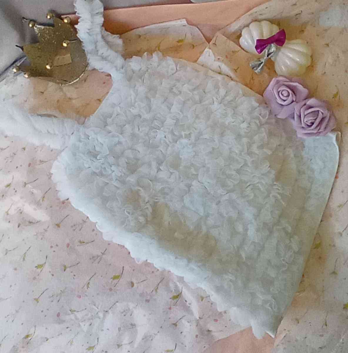 White Dance Wear Tank Ruffles EUC - Dallas, Texas - FleaMarketBay