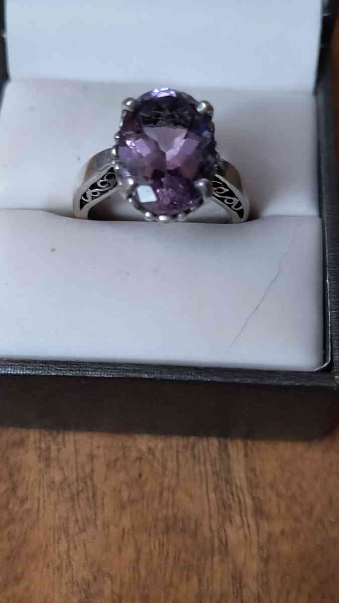 Kabana Sterling Amethyst Ring - Greenville, Illinois - FleaMarketBay
