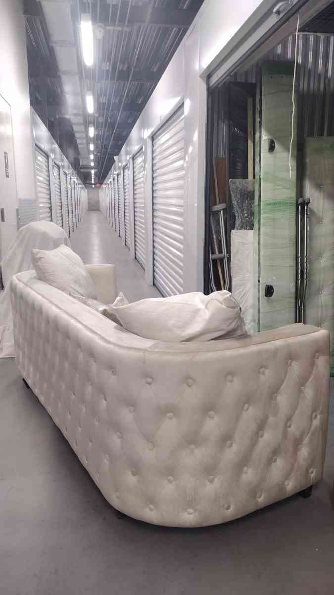 Ivory Luxury Sofa - Voorhees, New Jersey - FleaMarketBay