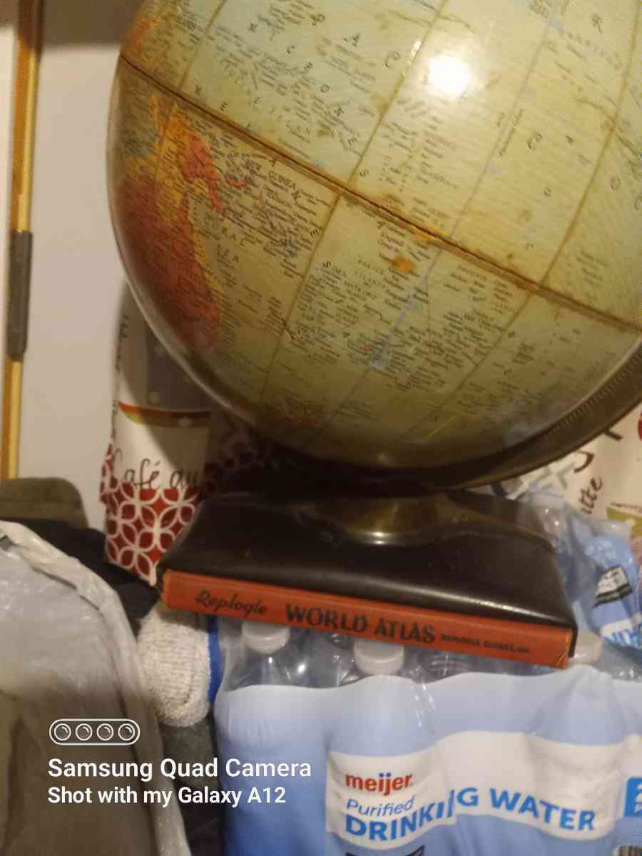 vintage 1940s world globe - Columbus, Ohio - FleaMarketBay