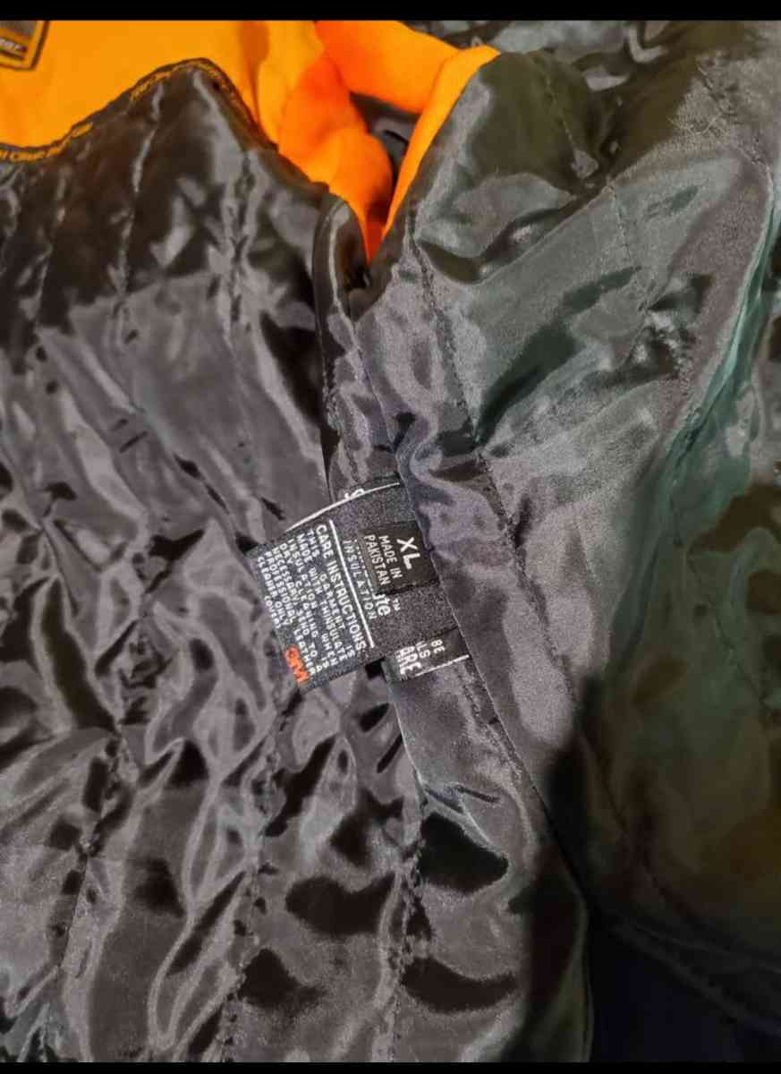 Mens Leather Jacket - Nokesville, Virginia - FleaMarketBay