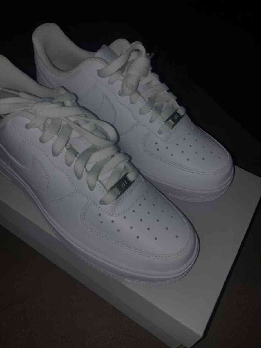 white Air forces 1s - Dallas, Texas - FleaMarketBay