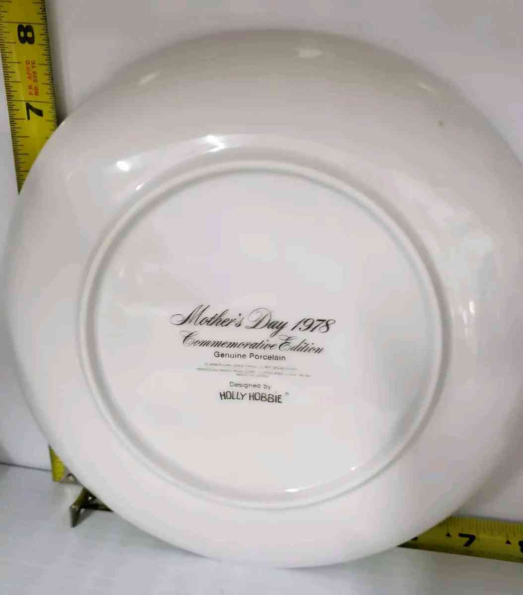 Commemorative Mothers Day 1978 Plate Holly Hobbie American G - Nokesville, Virginia - FleaMarketBay