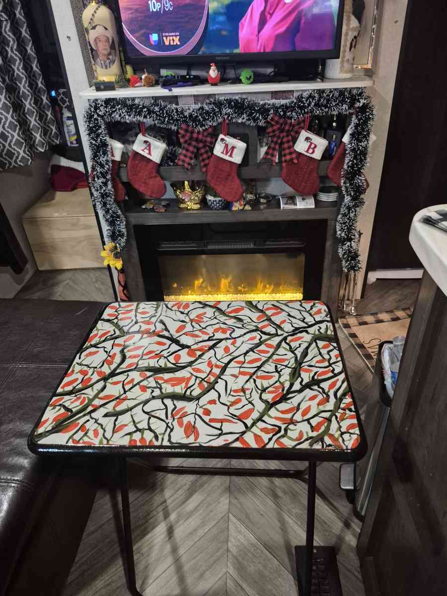 tv table tray and abstract paintings - Georgetown, Texas