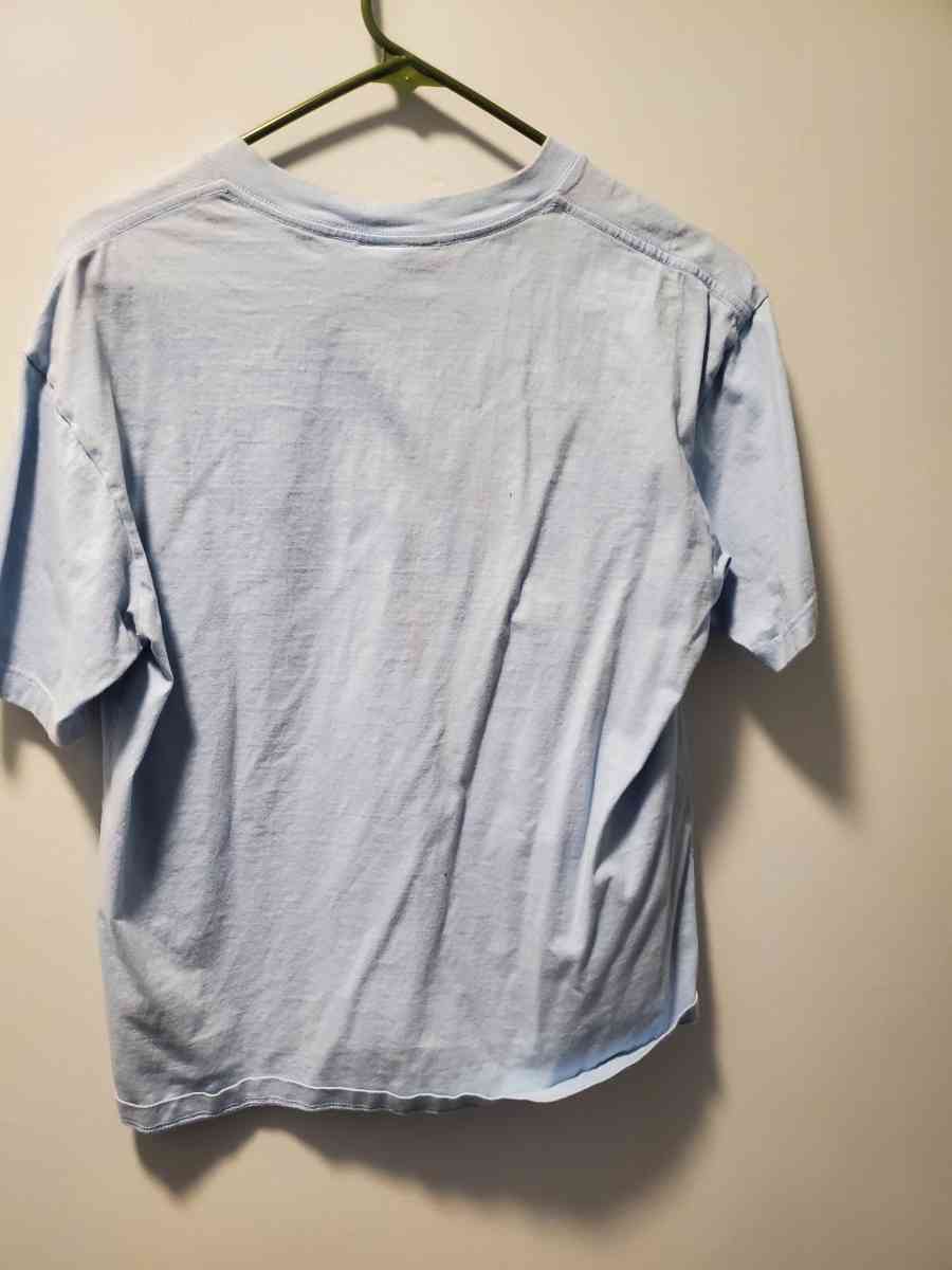 Ami t shirt - Chester, Virginia - FleaMarketBay