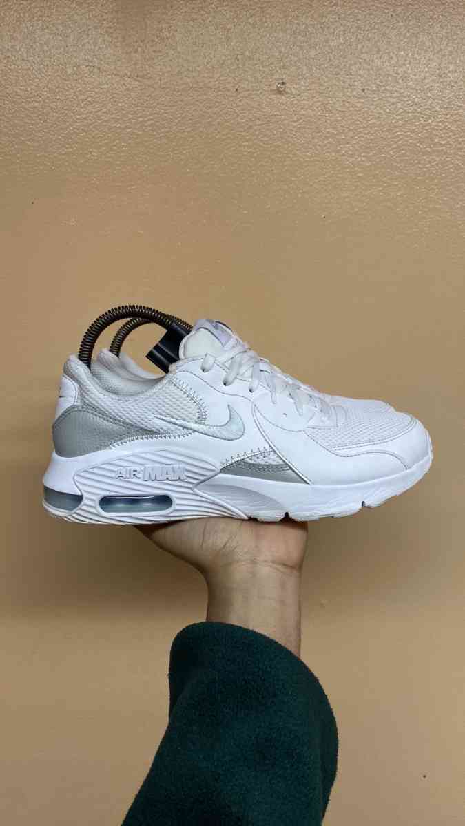 Nike Air Max Excee White Metallic Platinum - Frederick, Maryland