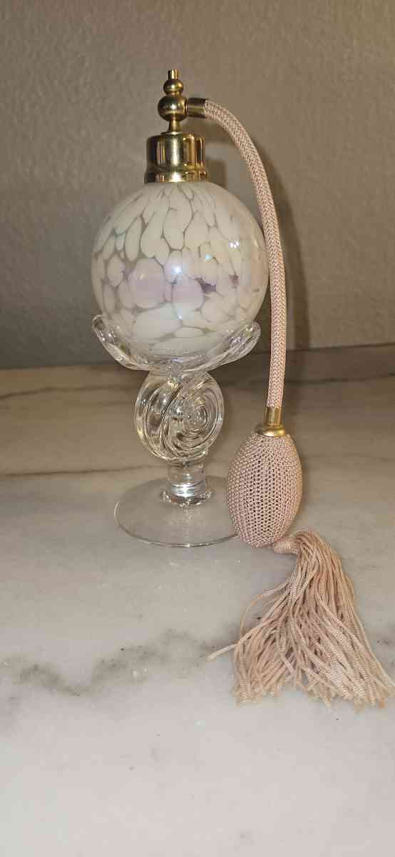 perfume bottle vintage - Aurora, Colorado - FleaMarketBay