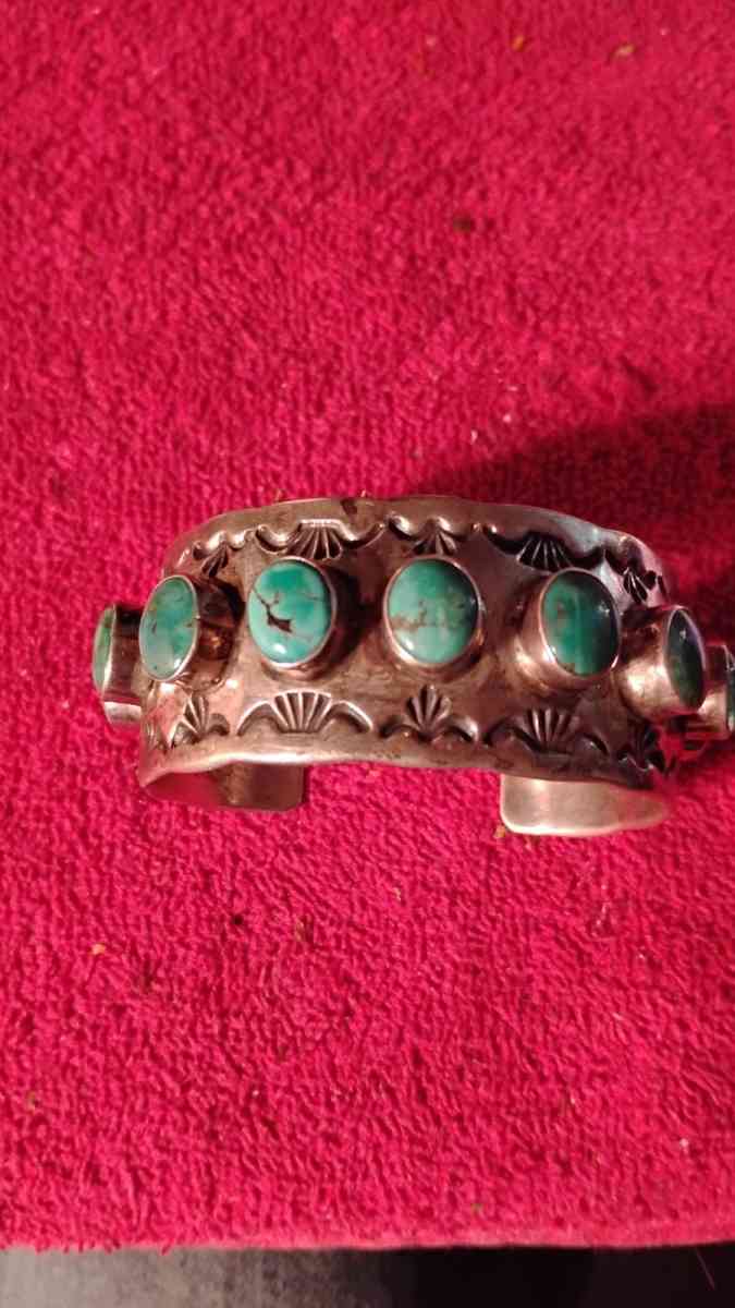 chimney buffet cuff - Neosho, Missouri - FleaMarketBay