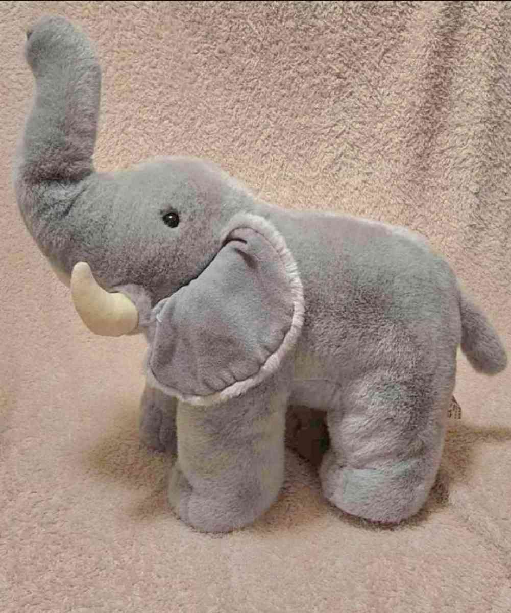 Multiple Stuffed Animals For Sale - Kansas City, Missouri