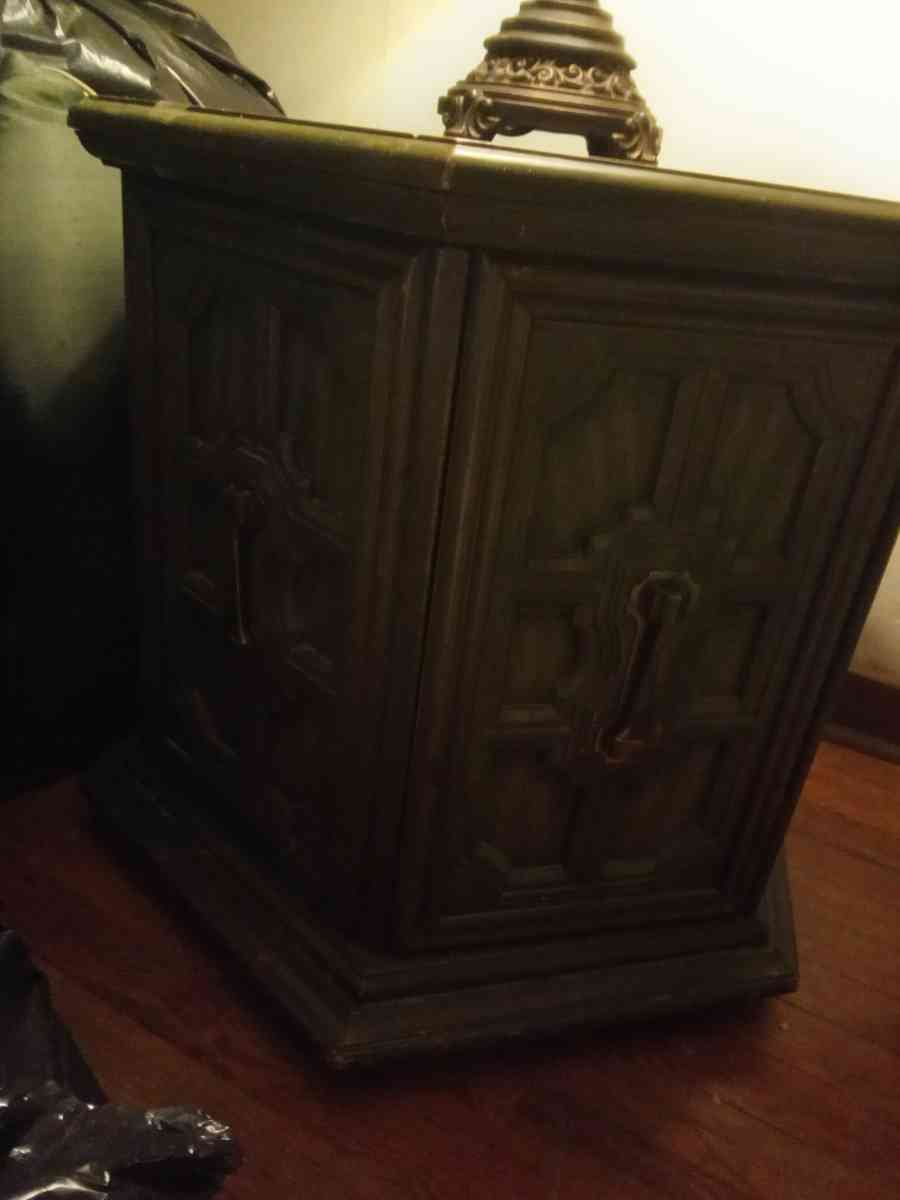 Two wooden side cabinets - Fargo, North Dakota - FleaMarketBay