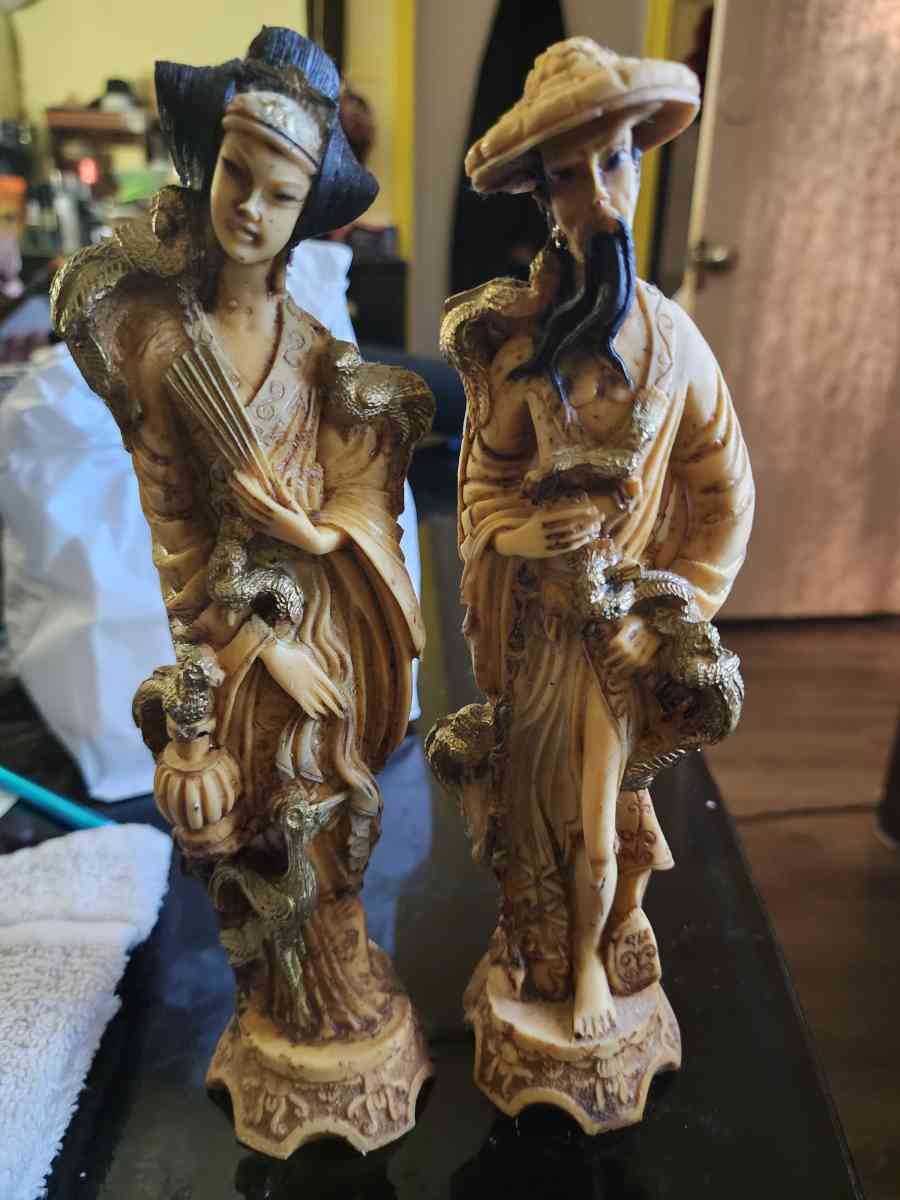 Vintage artmark Chinese in Italy - Anton, Texas