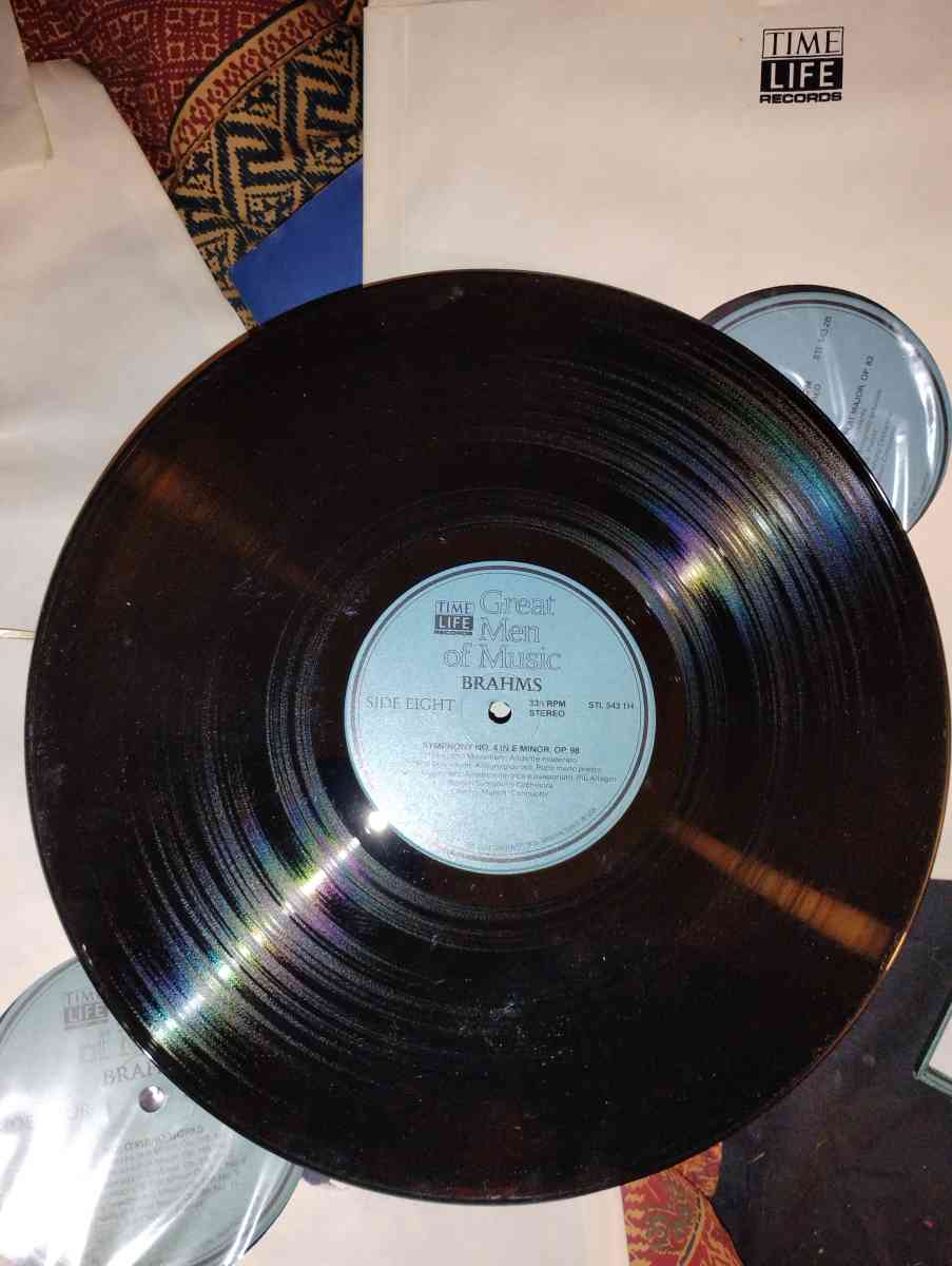 4 2sided records Brahmas musical master pieces in one - Laceys Spring, Alabama - FleaMarketBay