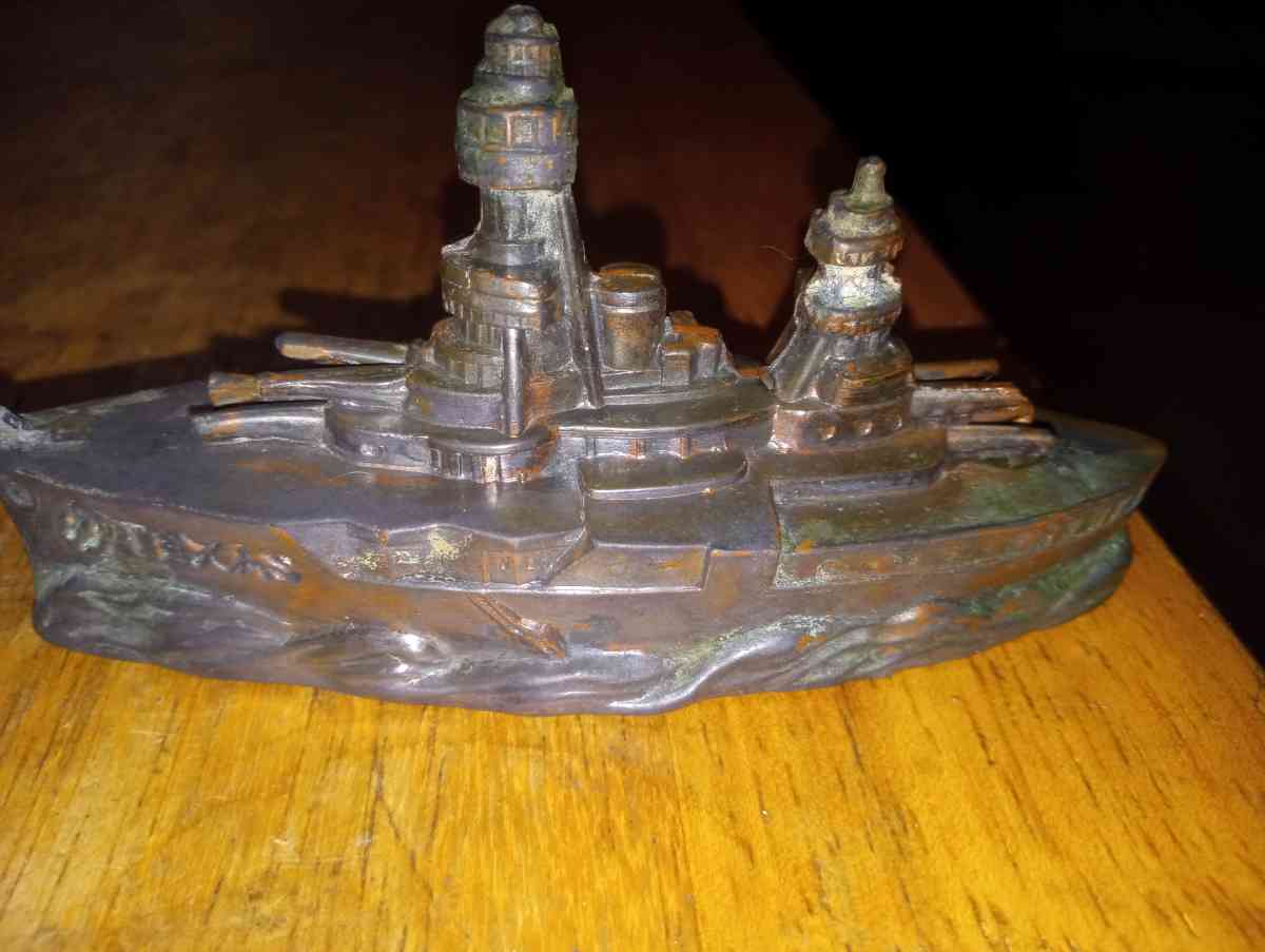 USS Texas mini Battleship - San Antonio, Texas - FleaMarketBay