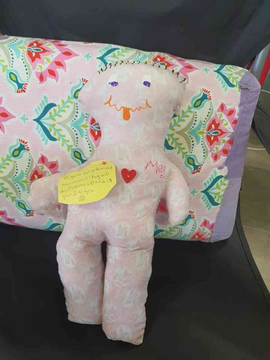 hug dolls - Killeen, Texas - FleaMarketBay