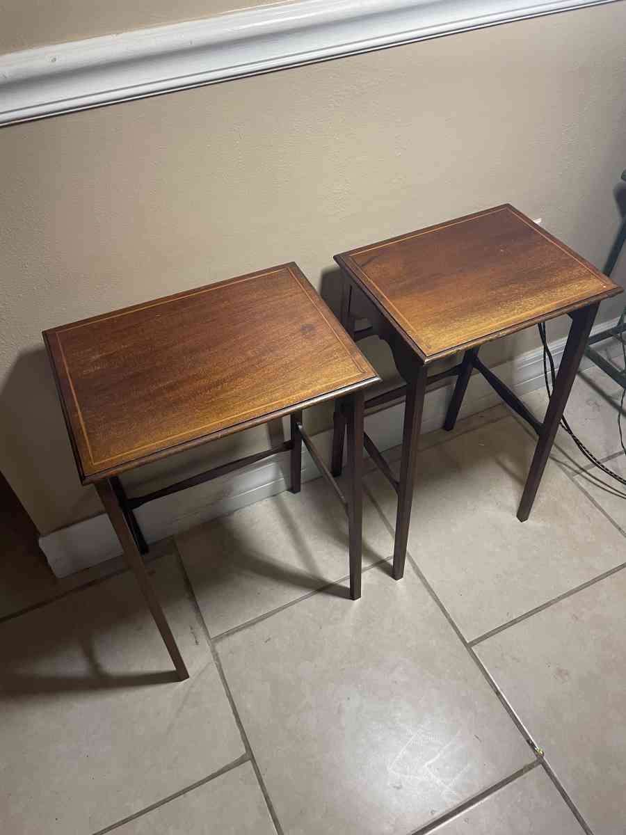 Nesting Tables - Loughman, Florida - FleaMarketBay