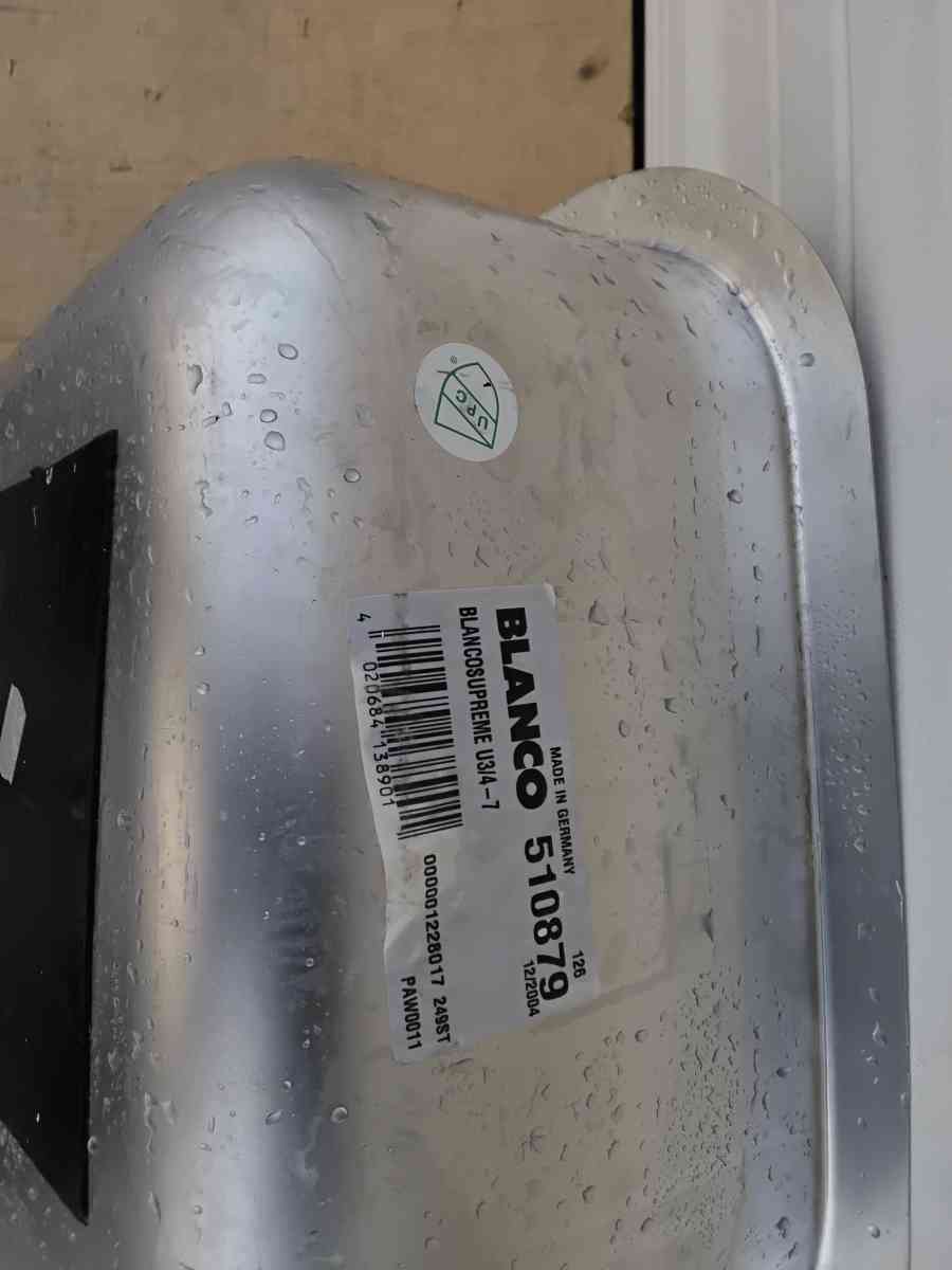 Nice Stainless Steel  Bar or Island Sink 17 X 15 Like New - Williamstown, New Jersey - FleaMarketBay