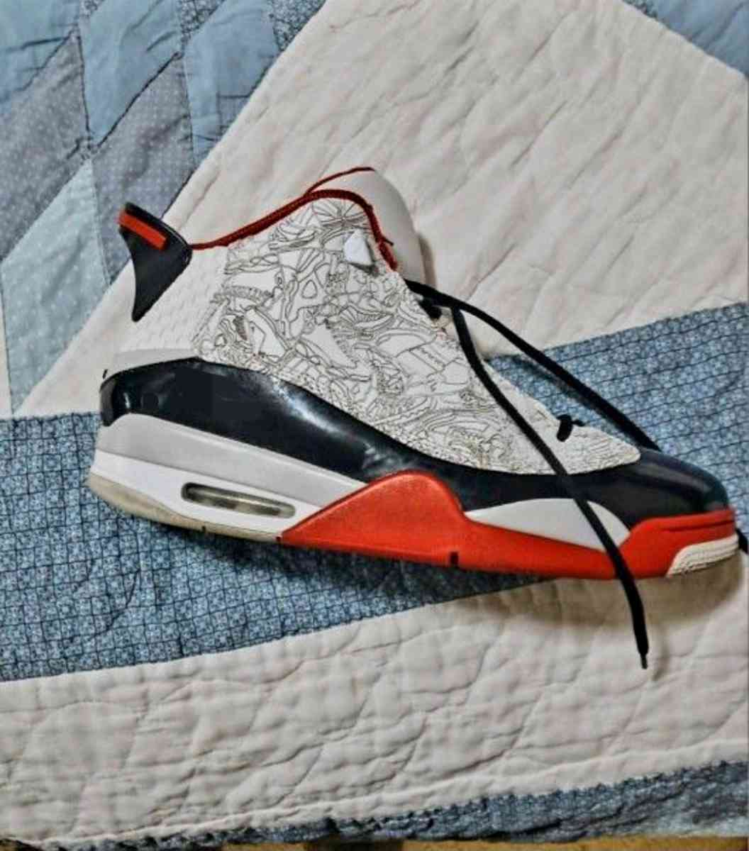 Jordan Dub Zero Varsity red - Elkhorn, Nebraska - FleaMarketBay