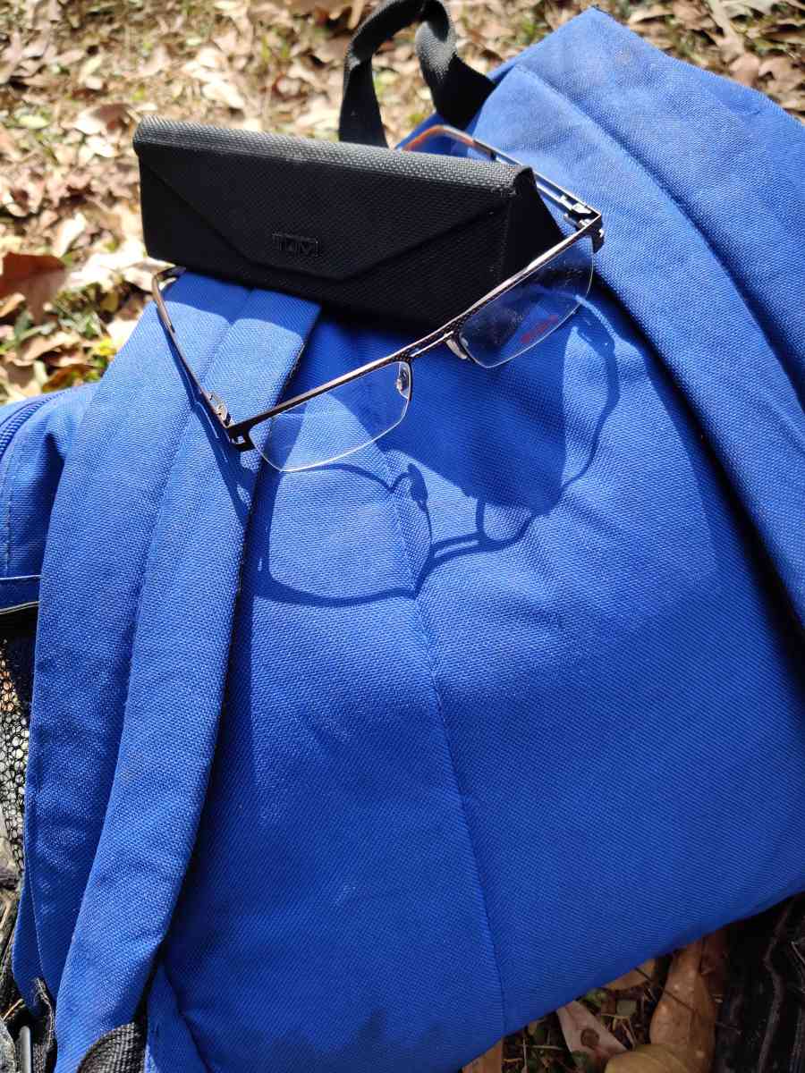 Tumi t108 5318140 brown stainless steel w glasses case - Acworth, Georgia - FleaMarketBay