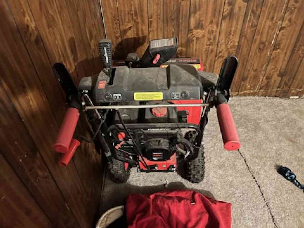 snow blower - Mchenry, Illinois - FleaMarketBay
