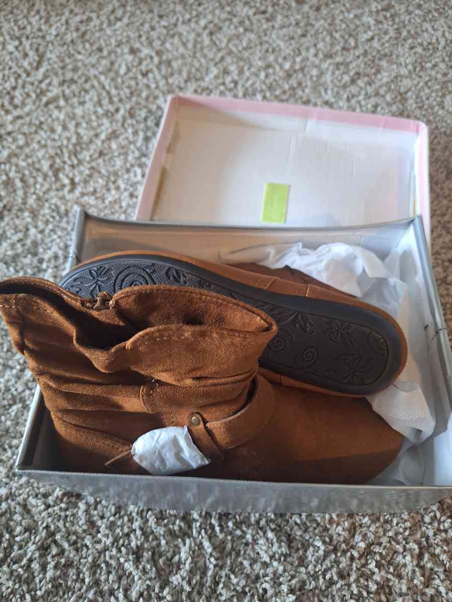 Brand New ankle boots - Lawrenceville, Georgia - FleaMarketBay
