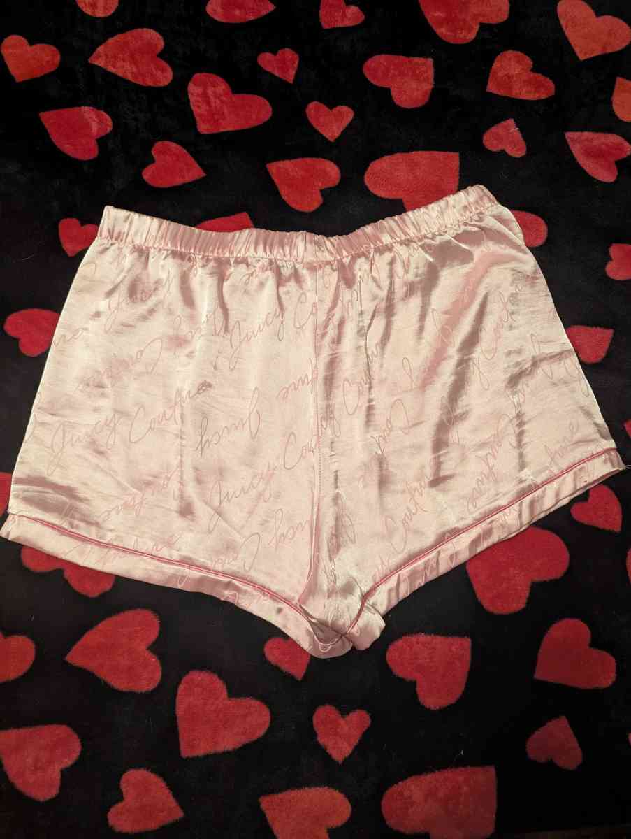 Juicy couture satin sleepware - Neosho, Missouri - FleaMarketBay