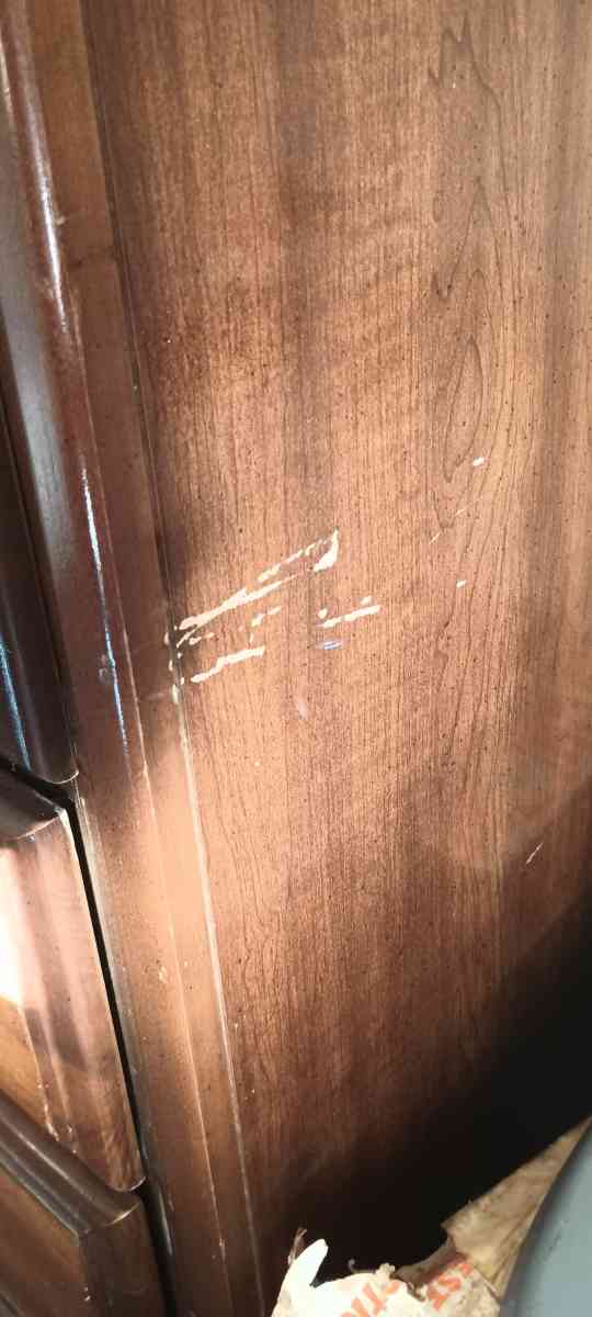 Bassett Dresser and Nite Stand - Bradley, Illinois - FleaMarketBay