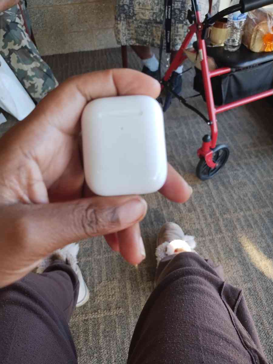 Airpod - Milwaukee, Wisconsin