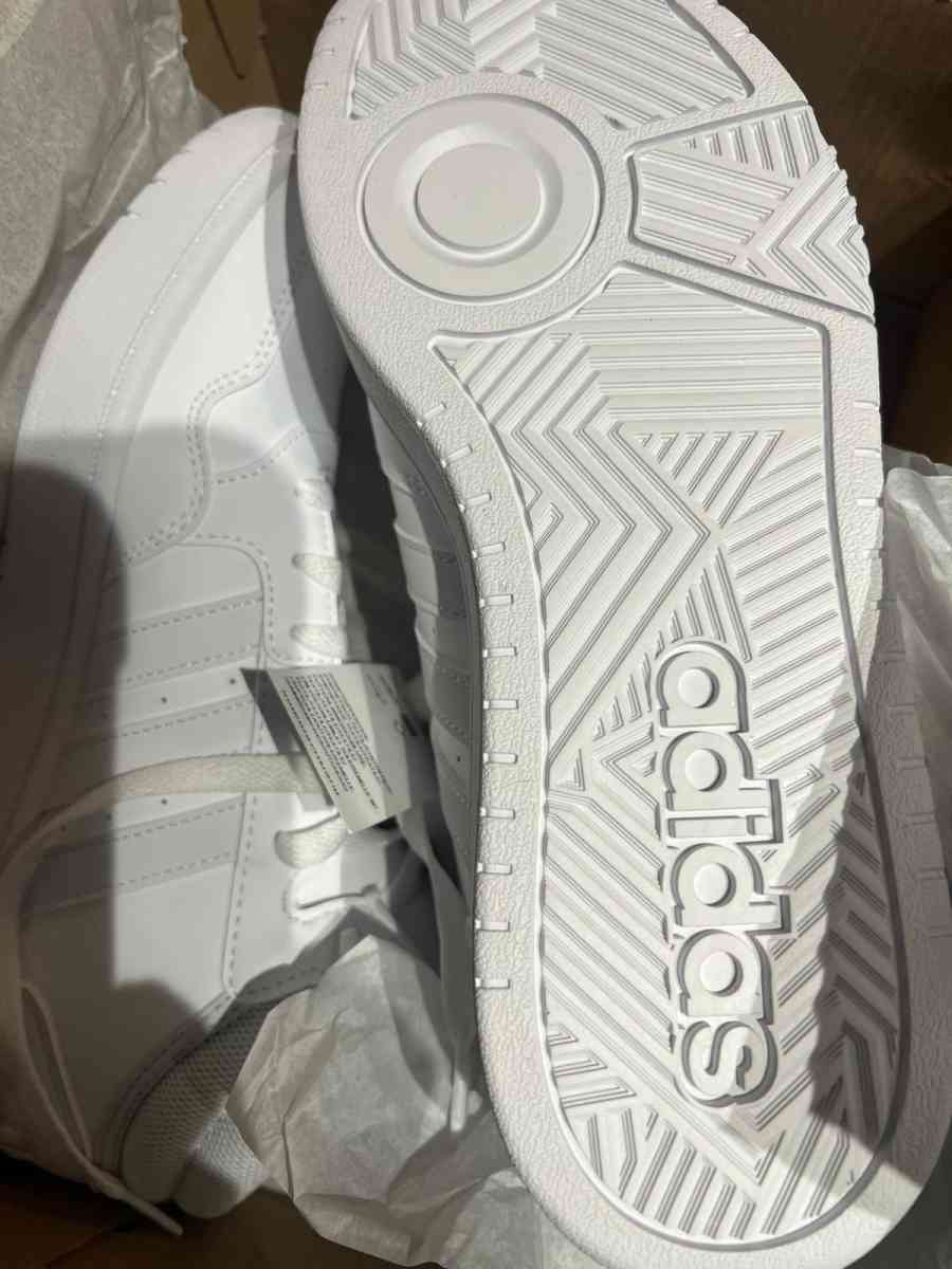 Adidas Womens Hoops 30 Mid Classic Shoes Size 8 - Manassas, Virginia - FleaMarketBay