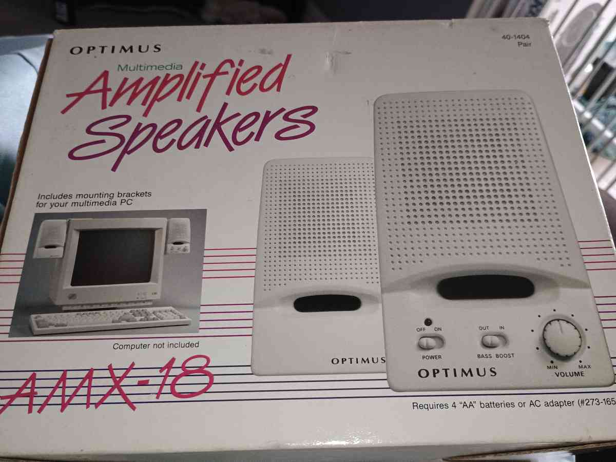 speaker - Elyria, Ohio