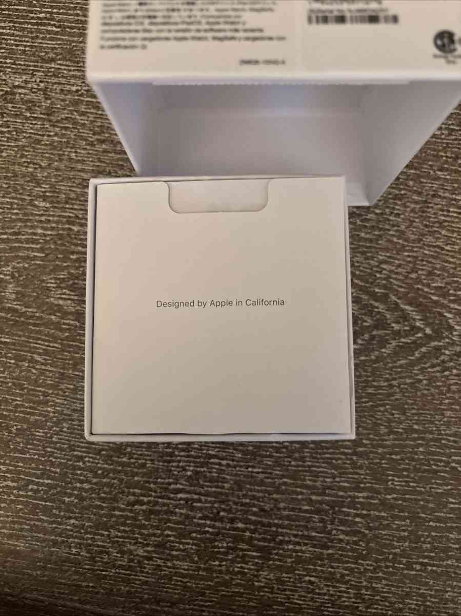 AirPod pros - Gilbert, Arizona - FleaMarketBay