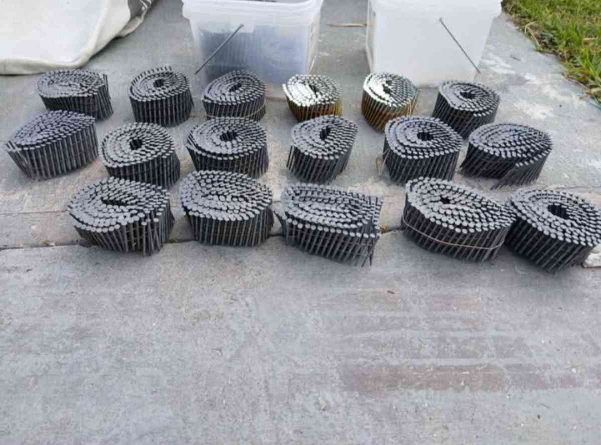 Nails - Miami, Florida - FleaMarketBay