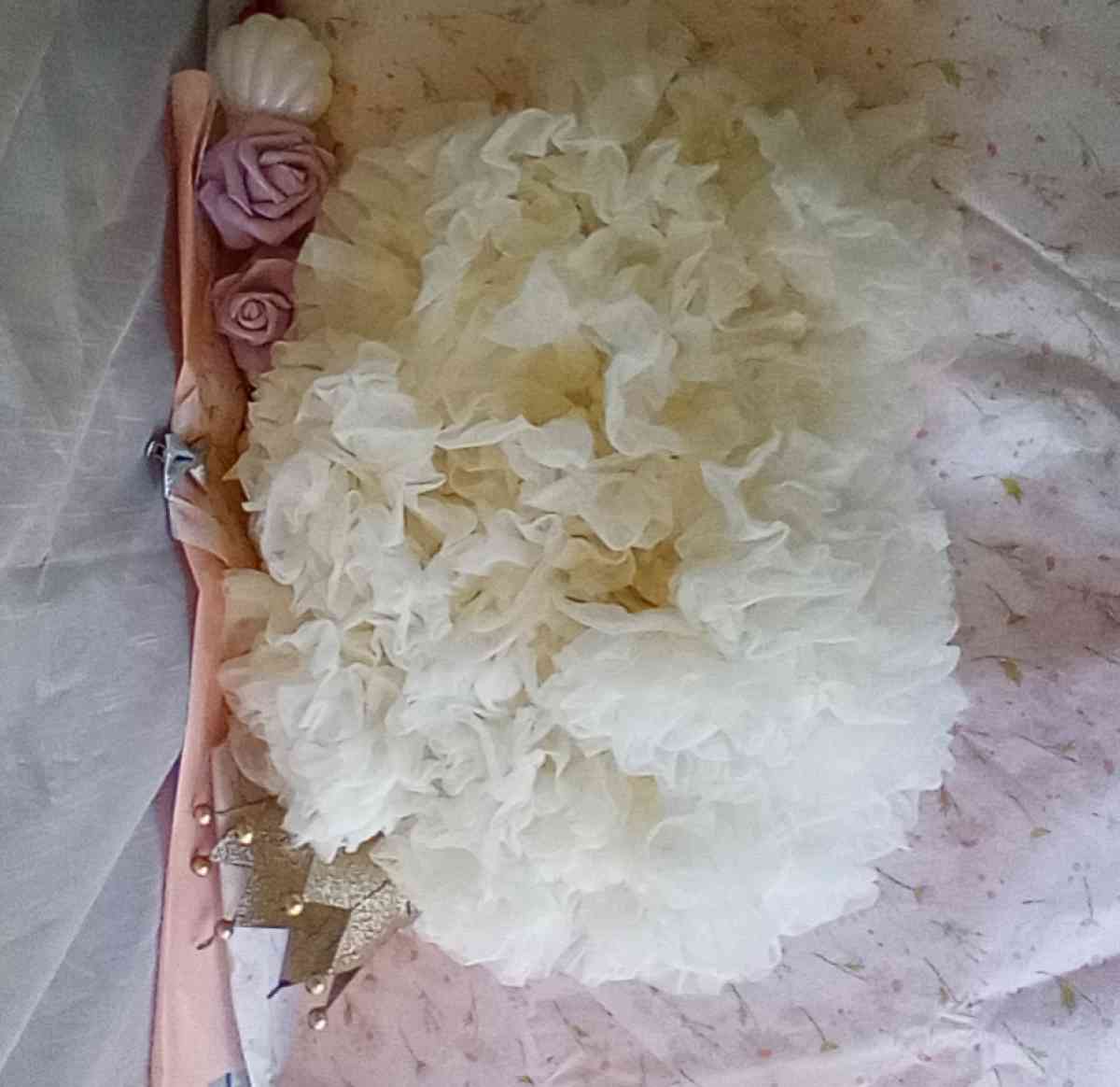 0 to 1yrs Ivory TuTu Pettiskirt EUC Bow Cinches Waist - Dallas, Texas - FleaMarketBay