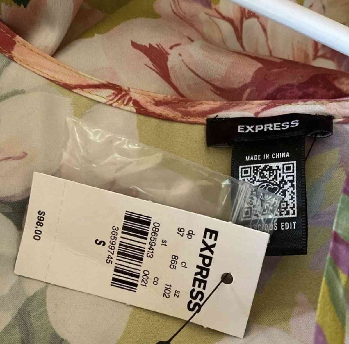 Express Satin Floral Tie Front Bralette Two Piece Top S NEW - Pittsburgh, Pennsylvania - FleaMarketBay