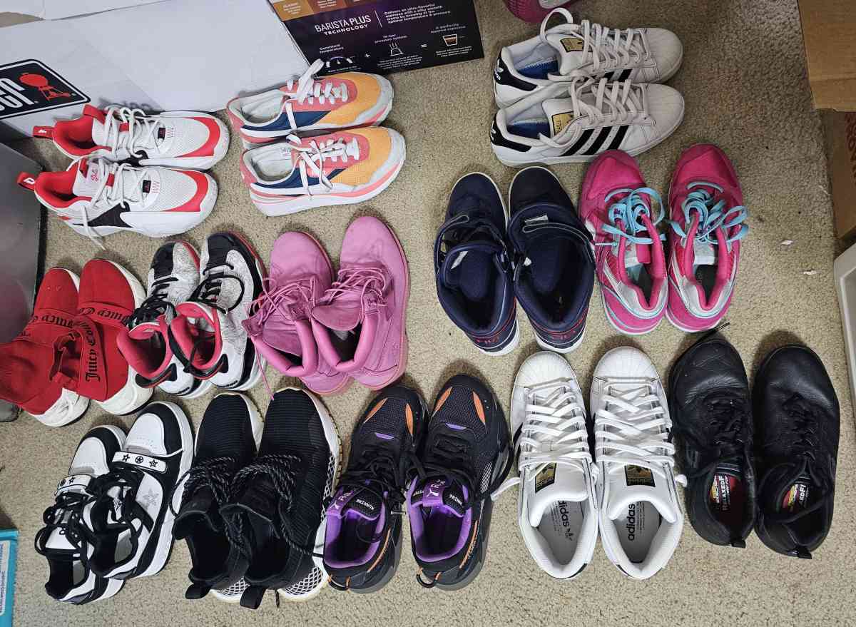 Zapatos - Tampa, Florida - FleaMarketBay