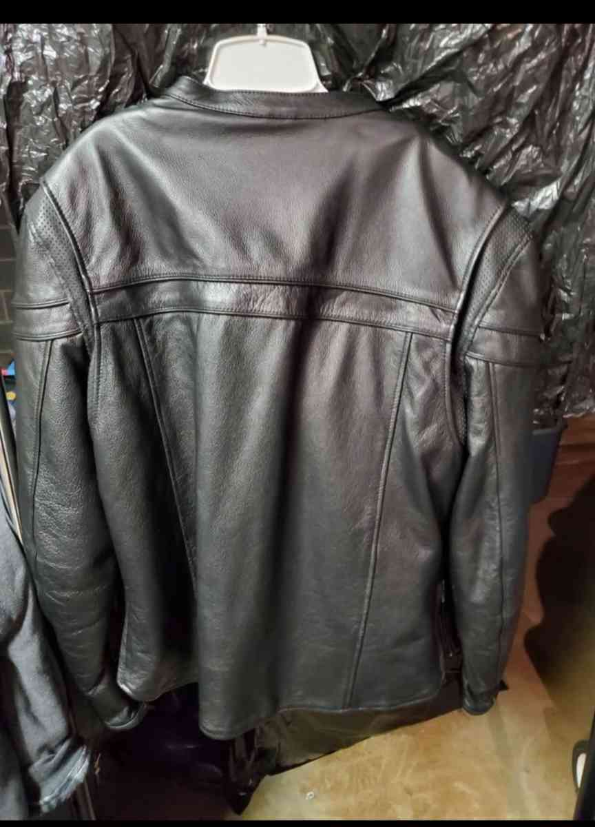 Mens Leather Jacket - Nokesville, Virginia - FleaMarketBay