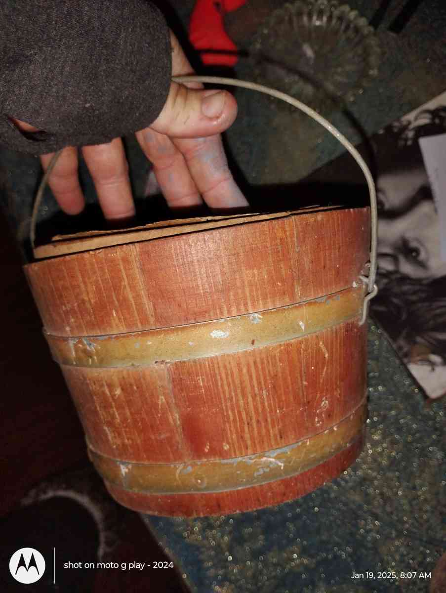 crystals strawberry preserves made in Louisiana - Amite, Louisiana - FleaMarketBay