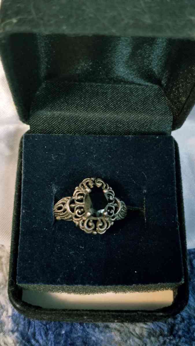 Black Onyx Ring - Greenville, Illinois - FleaMarketBay