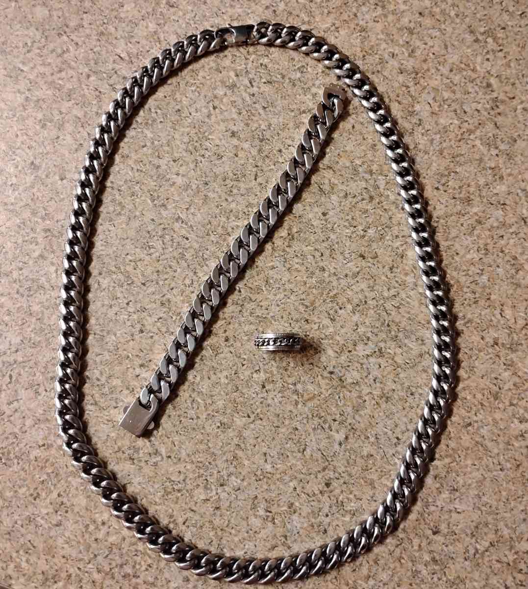 CUBAN LINK HEAVY NECKELESS RING BRACELET - Fort Lauderdale, Florida - FleaMarketBay