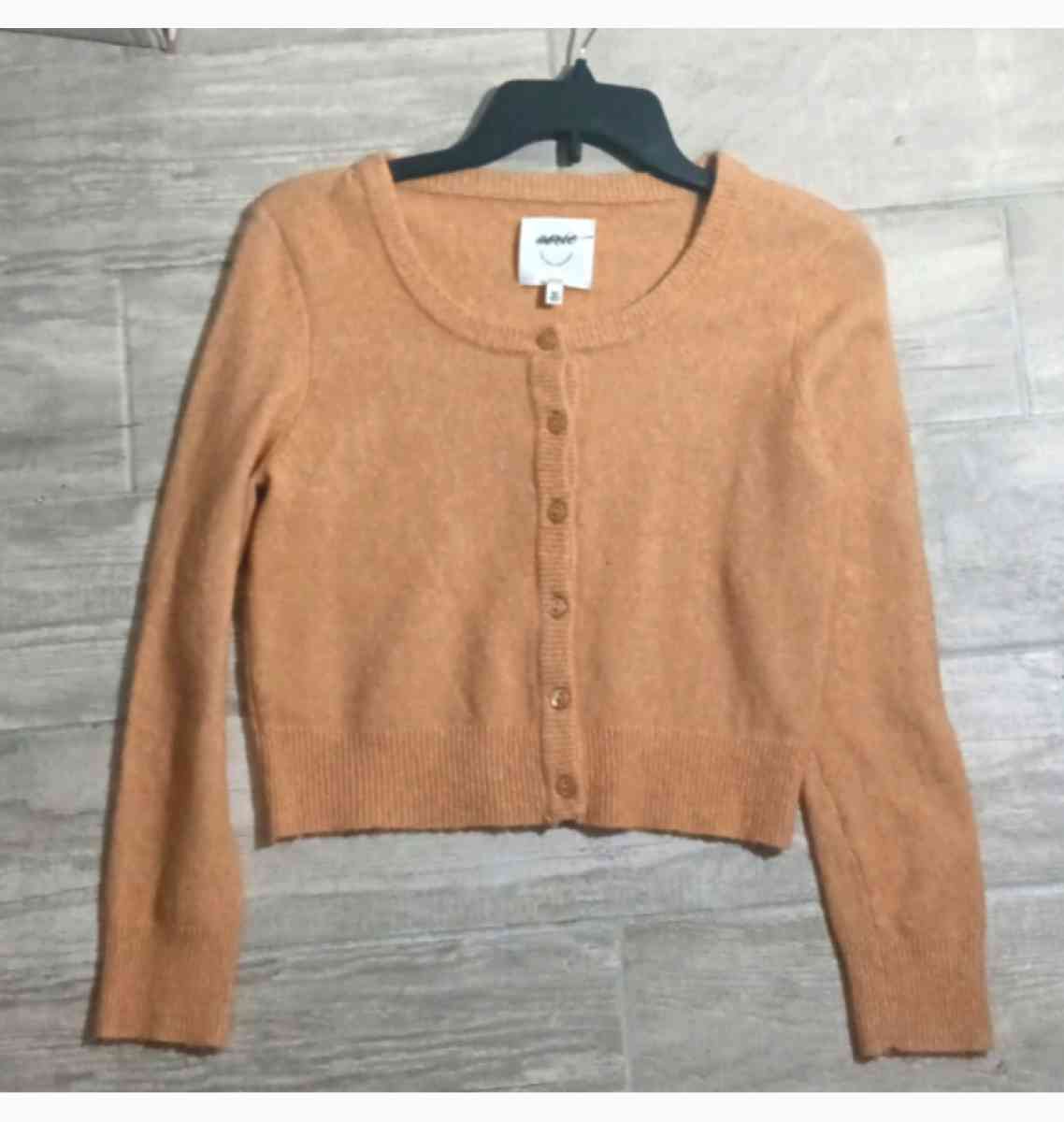 cute simple orange cardigan soft warm - Savannah, Georgia