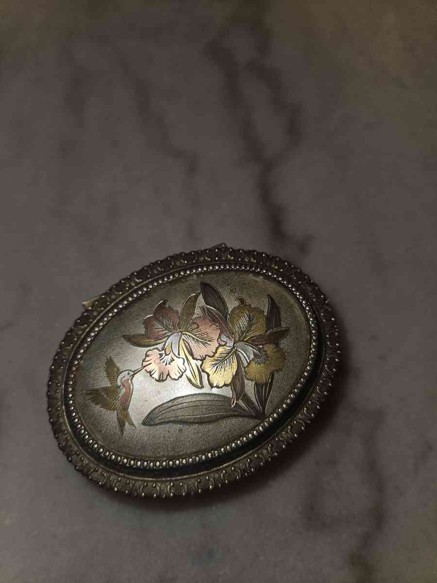 antique music box - Aurora, Colorado - FleaMarketBay