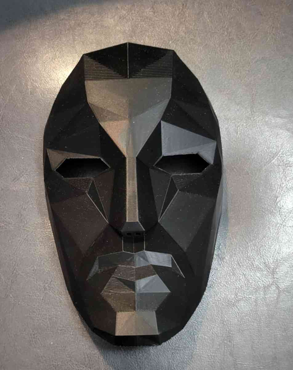 squid game master mask - Tupelo, Mississippi - FleaMarketBay