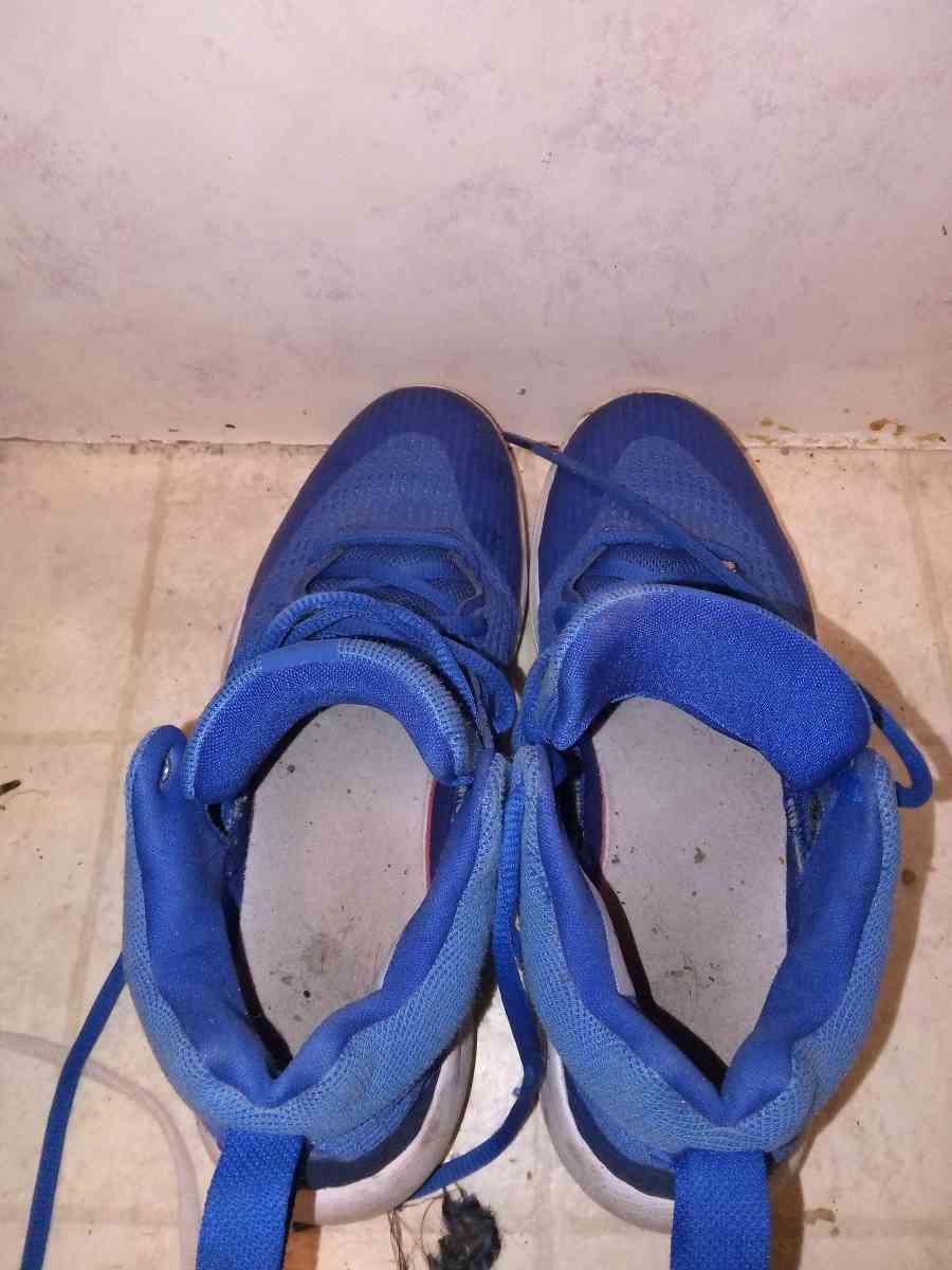 us 6 5 Nike zoom REV - Cleveland, Alabama - FleaMarketBay