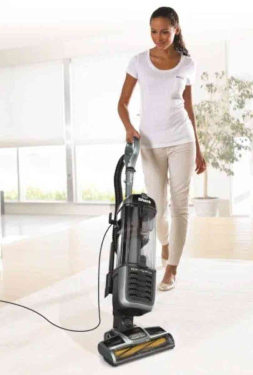 Shark Navigator Pet Pro Upright Vacuum with SelfCleaning Bru - Stockton, California - FleaMarketBay