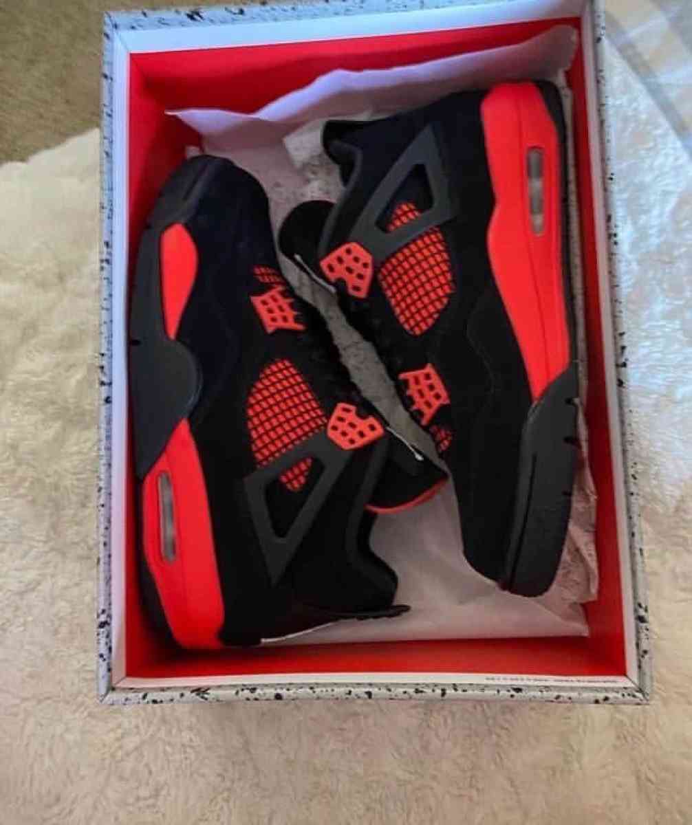 shoes - Hempstead, New York - FleaMarketBay