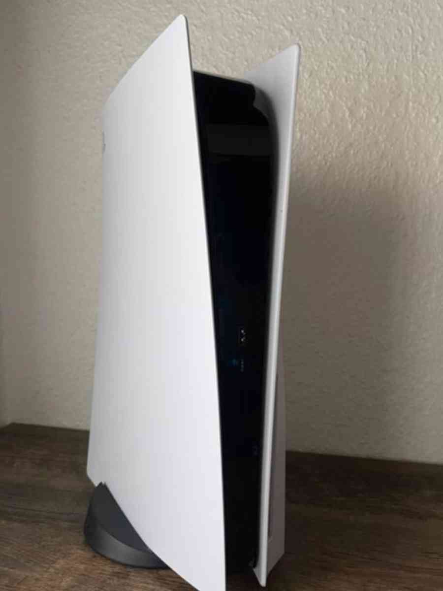 Playstation 5 - Danbury, Wisconsin - FleaMarketBay