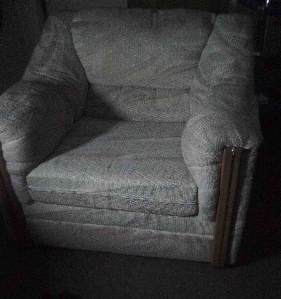chair and file cabinet - Littleton, Colorado - FleaMarketBay