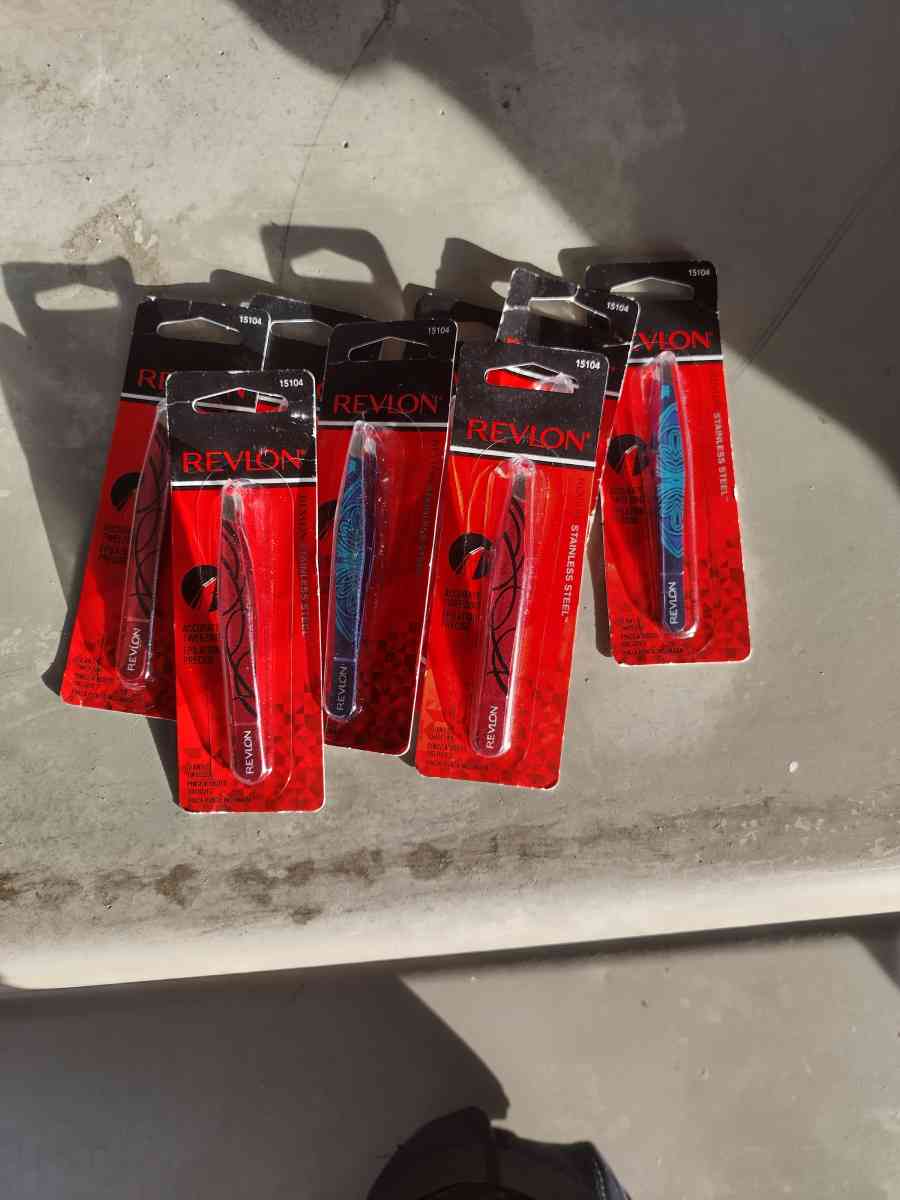 Revlon Tweezers - Hanford, California